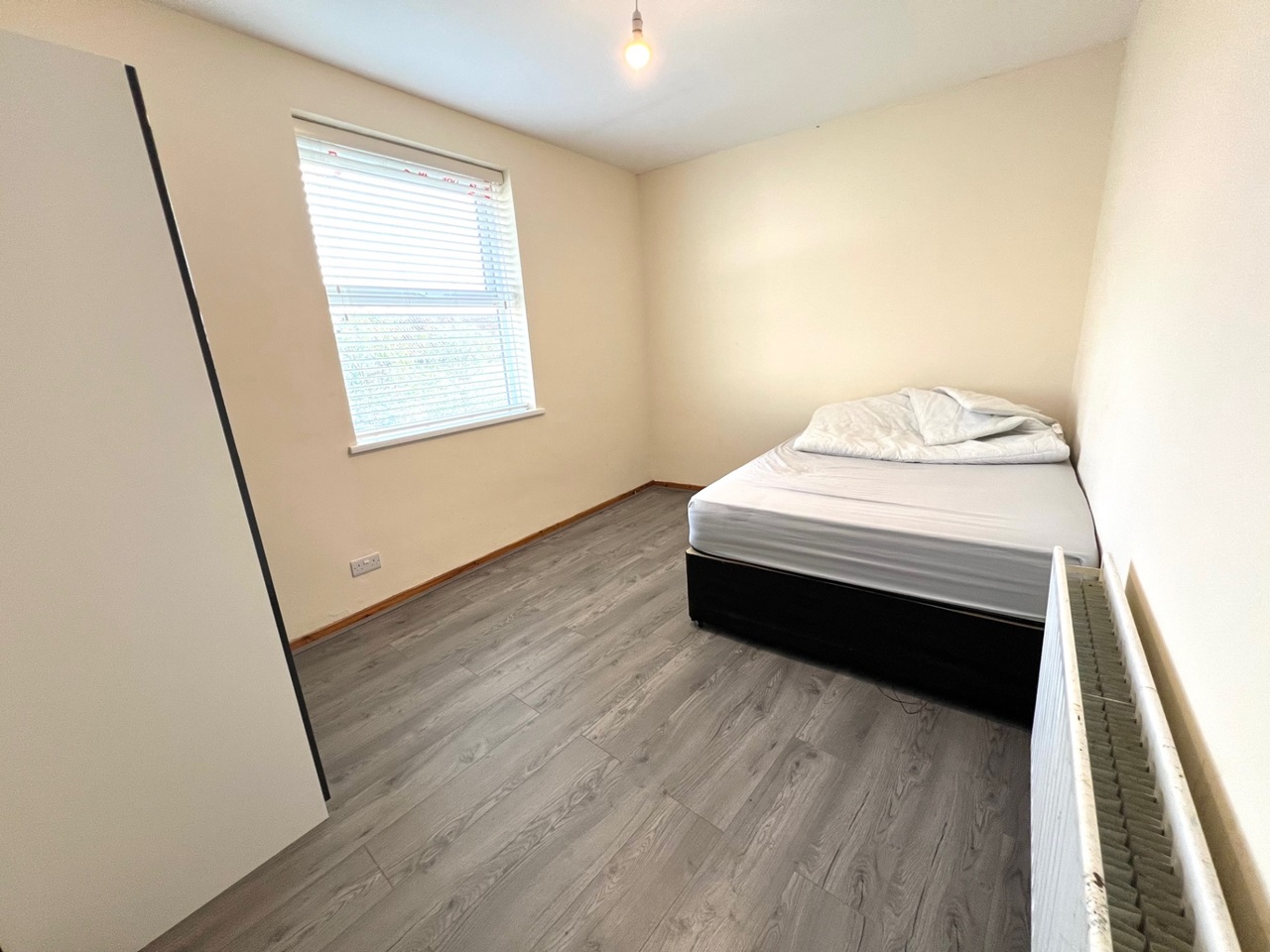 Strood, Rochester Room in a Shared House, High Street, ME2 To Rent