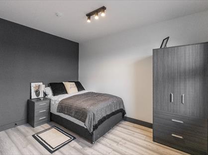 5 Bed Detached House, Sangley Road, SE6