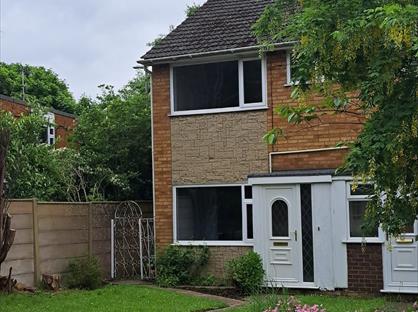 3 Bed Semi-Detached House, Mayhurst Close, DY4