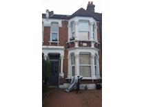 Studio Flat, Gleneagle Road, SW16