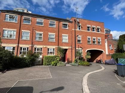 2 Bed Flat, Queens Road, RG1