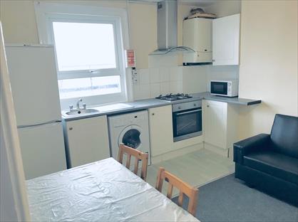 2 Bed Flat, Russell Street, RG1