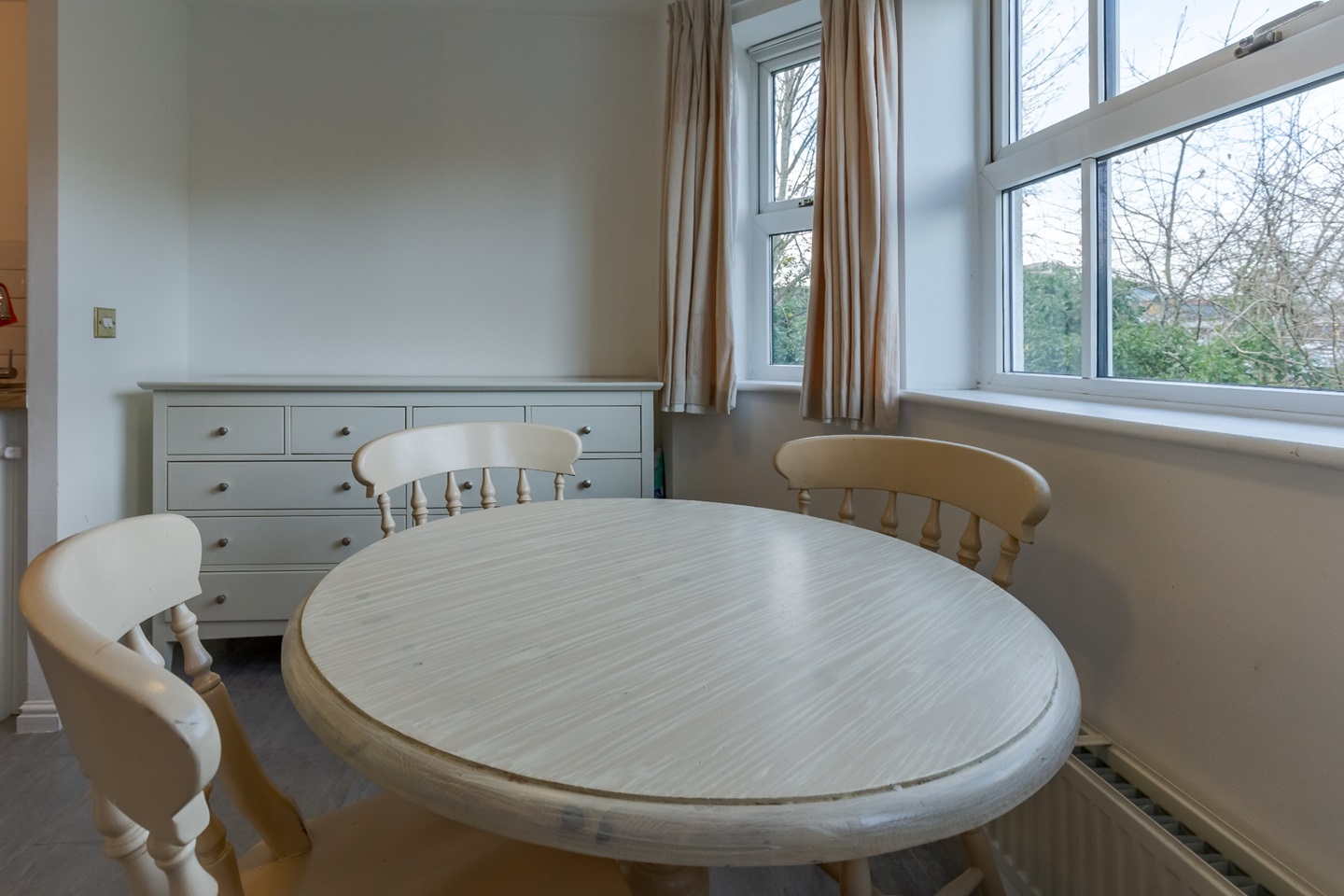 Solihull 3 Bed Flat, Fazeley Close, B91 To Rent Now for £1,495.00 p/m