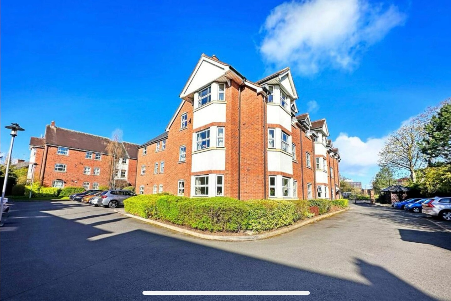 Solihull 3 Bed Flat, Fazeley Close, B91 To Rent Now for £1,495.00 p/m