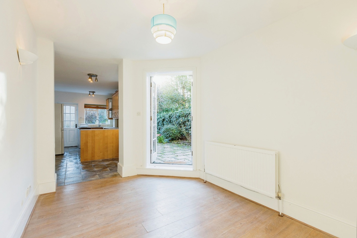 London 1 Bed Flat, Woodland Gardens, N10 To Rent Now for £1,950.00 p/m