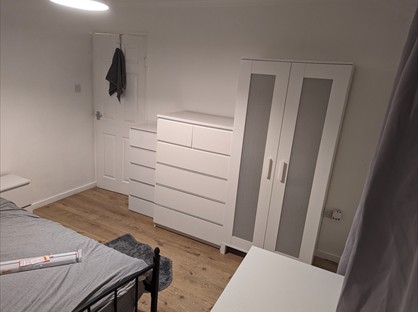 Room in a Shared House, Meadow Way, SG1