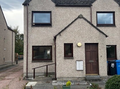 2 Bed Flat, Windsor Court, IV12