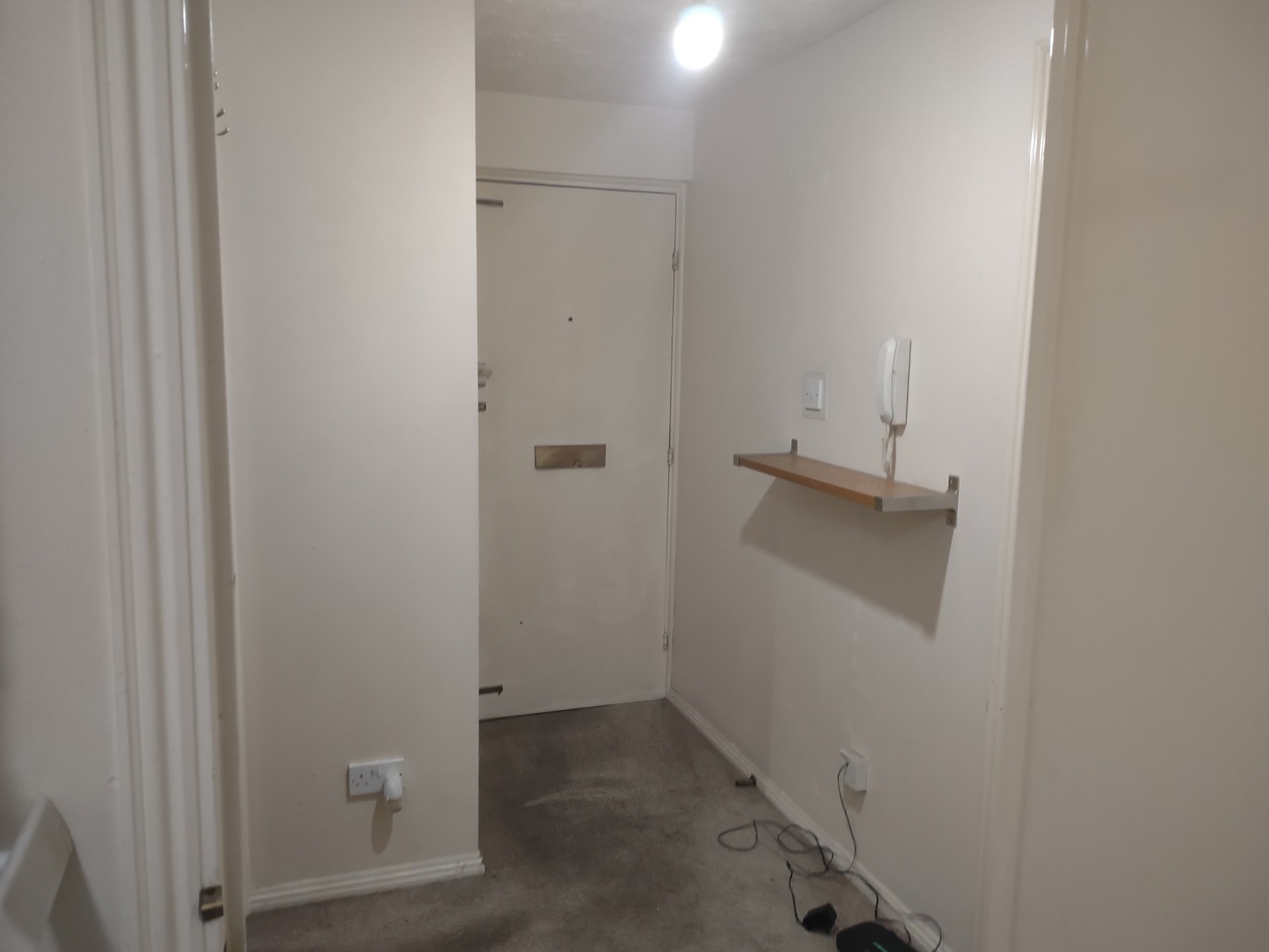 Earlswood, Redhill 1 Bed Flat, Thursley House, RH1 To Rent Now for