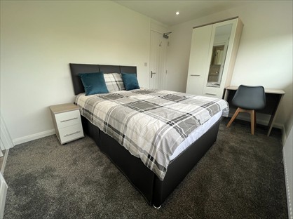 Room in a Shared House, Kings Road, CM1