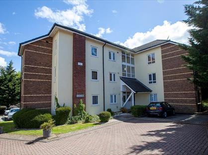 1 Bed Flat, Rowantree Drive, BD10