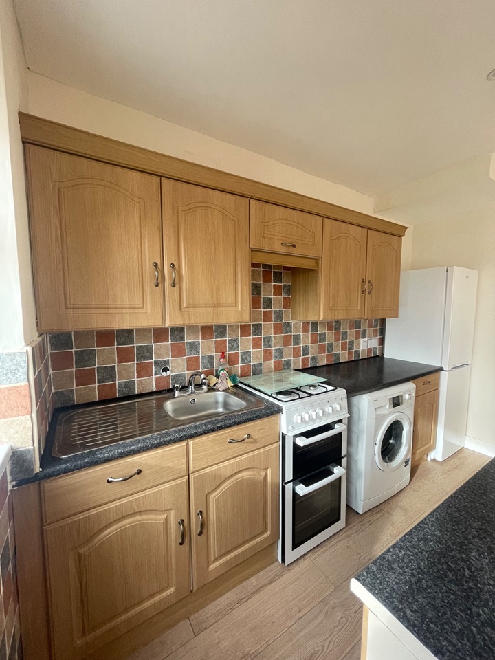 Birmingham 3 Bed SemiDetached House, Mildenhall Road, B42 To Rent