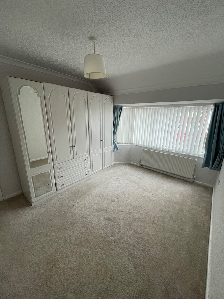 Birmingham 3 Bed SemiDetached House, Mildenhall Road, B42 To Rent