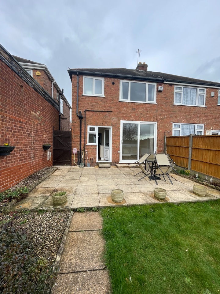 Birmingham 3 Bed SemiDetached House, Mildenhall Road, B42 To Rent