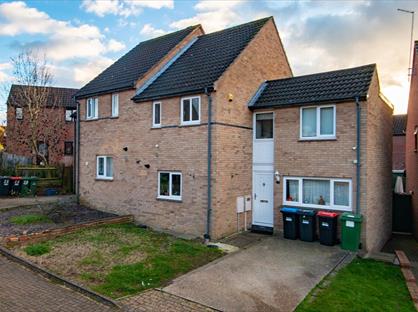 4 Bed Semi-Detached House, Robertson Close, MK5