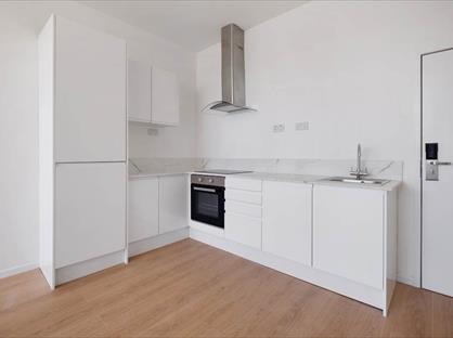 Studio Flat, Halfords Lane, B66