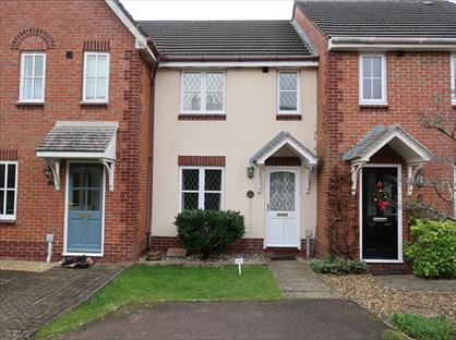 2 Bed Terraced House, Waine Close, MK18