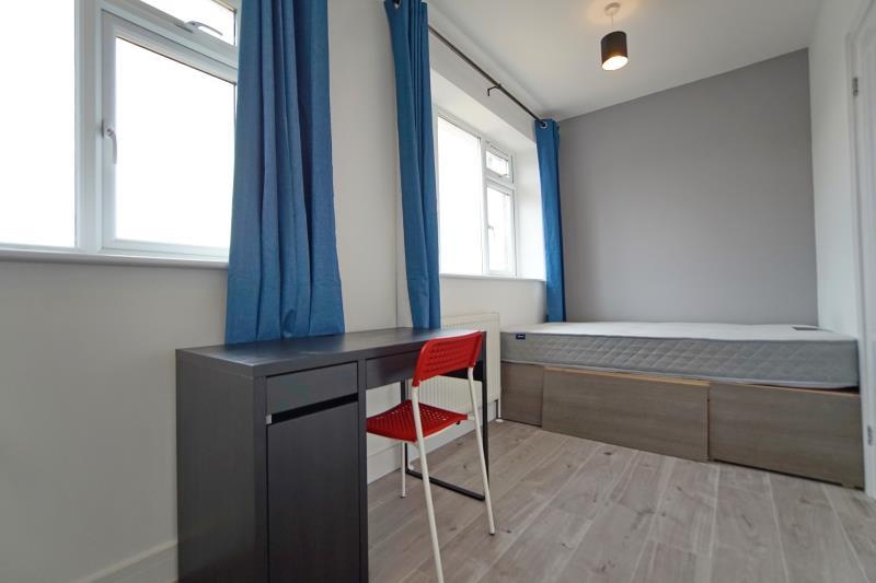 Additional image 6 of 4 Bed Semi-Detached House, Hilltop Gardens, BS5, N1 7GU