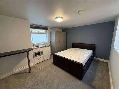 Studio Flat, London Road, HP8