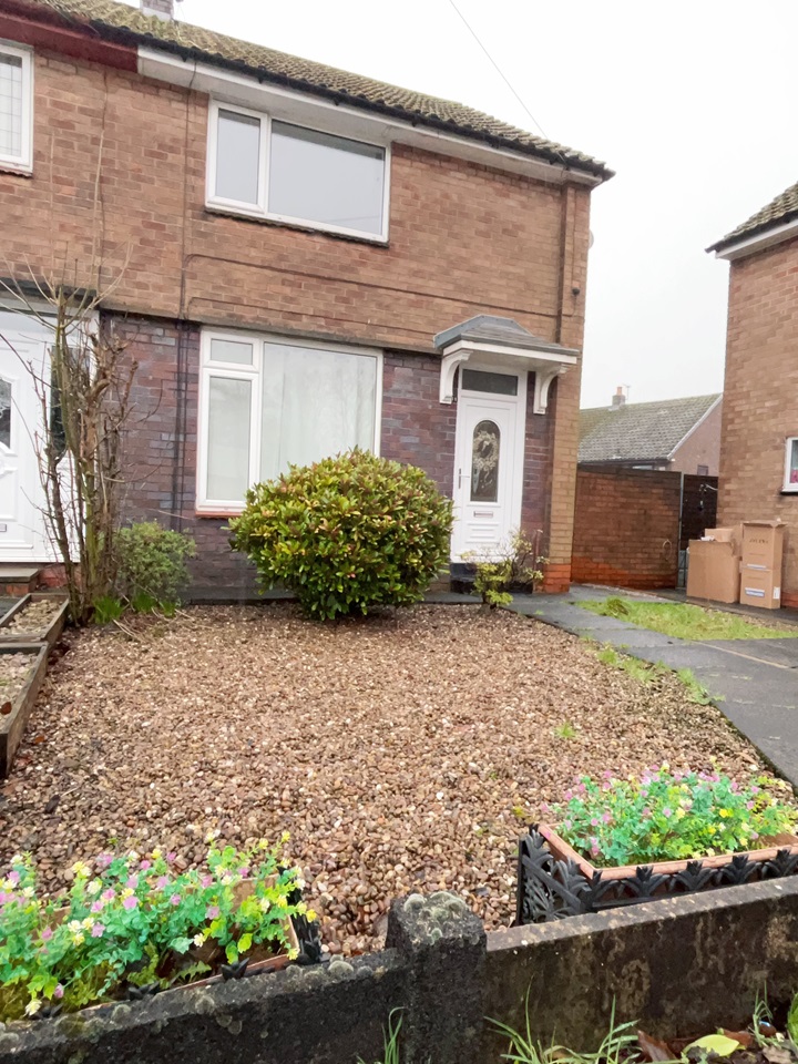 Westhoughton, Bolton 2 Bed End Terrace, Bamber Croft, BL5 To Rent