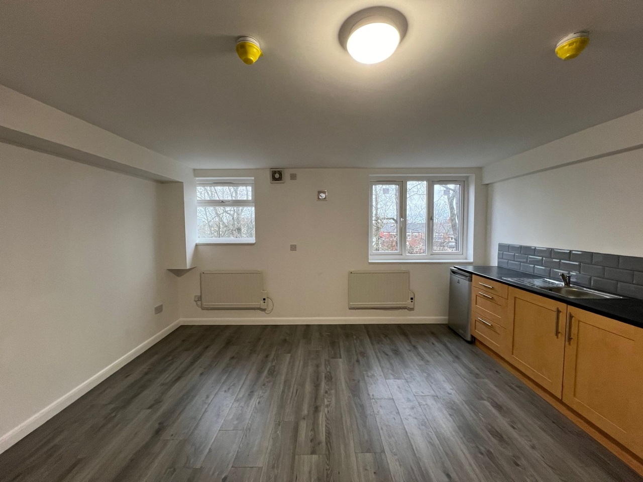 Coventry Studio Flat, Holbrook Lane, CV6 To Rent Now for £695.00 p/m