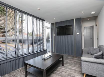 4 Bed Semi-Detached House, Elizabeth Fry Road, NR2