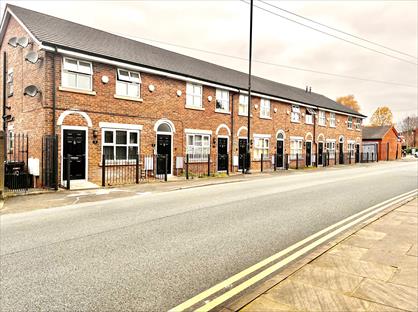 1 Bed Flat, St. John Street, M46