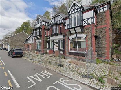 2 Bed Flat, Commercial Road, NP13