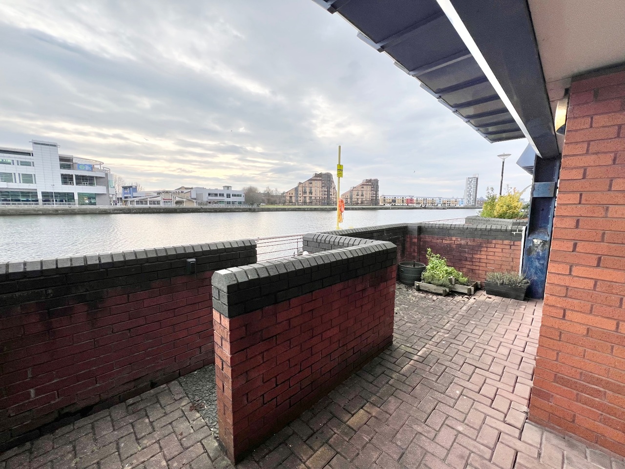 Additional image 9 of 2 Bed Flat, Lancefield Quay, G3, N1 7GU