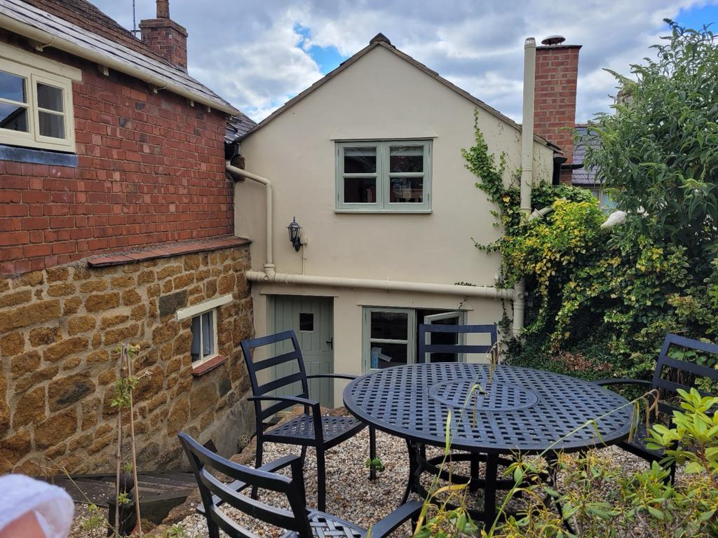 Fenny Compton, Southam 2 Bed SemiDetached House, Mill Lane, CV47