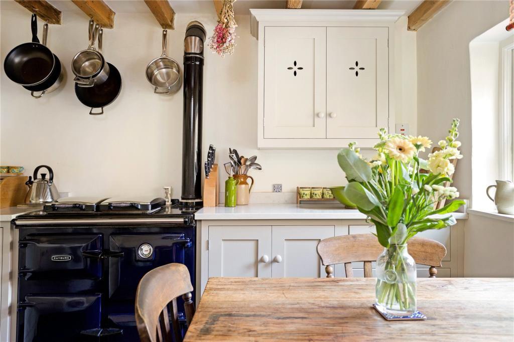 Fenny Compton, Southam 2 Bed SemiDetached House, Mill Lane, CV47