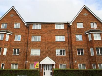 2 Bed Flat, Cromwell Mount, WF8
