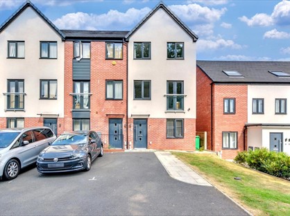 Room in a Shared House, Leaning Row, NG7