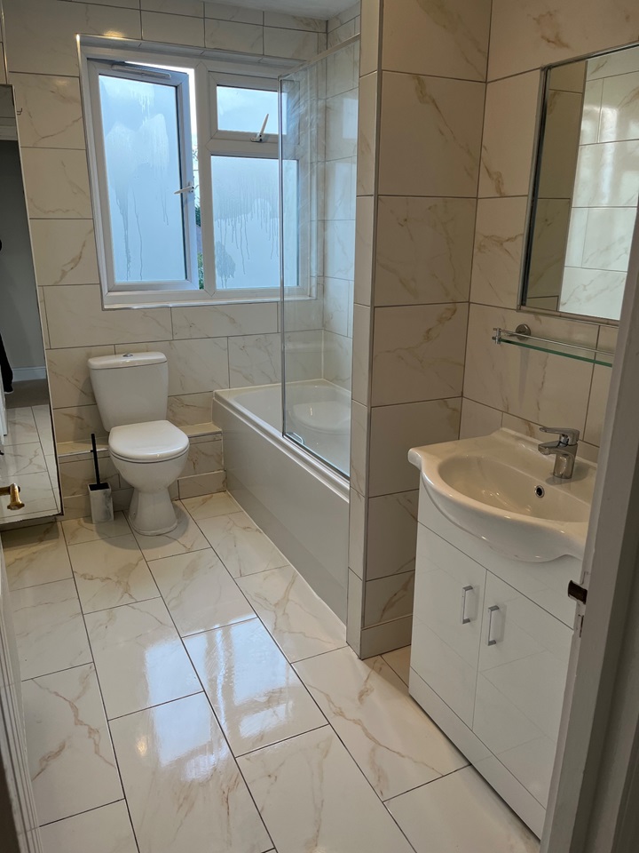 New 2 Bed Flat, Northumberland Road, EN5 To Rent Now for £1,650.00 p/m