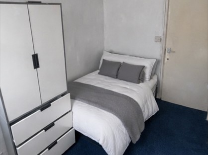 Room in a Shared House, Ballance Road, E9