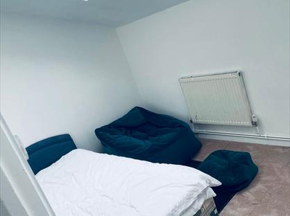 1 Bed Flat, Dunelm Grove, SE27