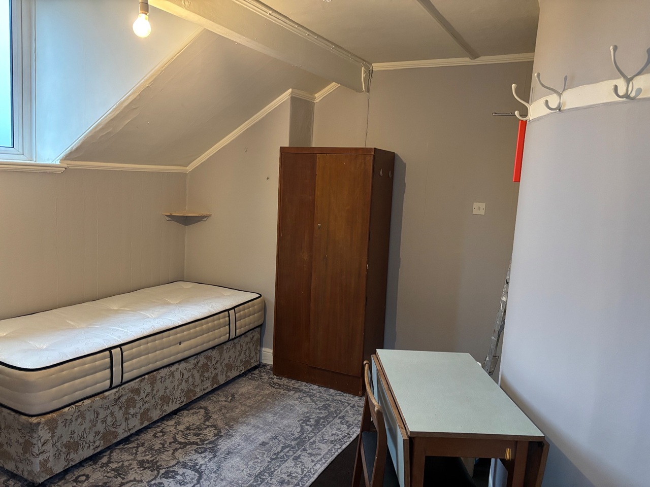 Additional image 3 of Room in a Shared House, Dover Road, S11, N1 7GU