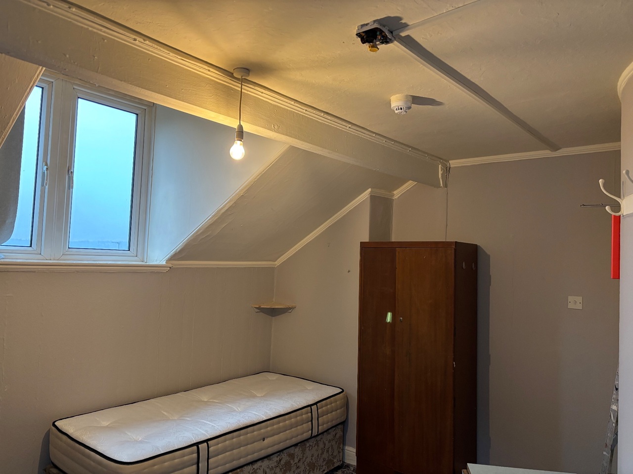 Additional image 5 of Room in a Shared House, Dover Road, S11, N1 7GU