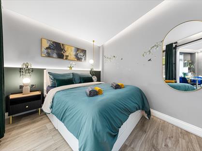 1 Bed Flat, Upper Berkeley Street, W1H