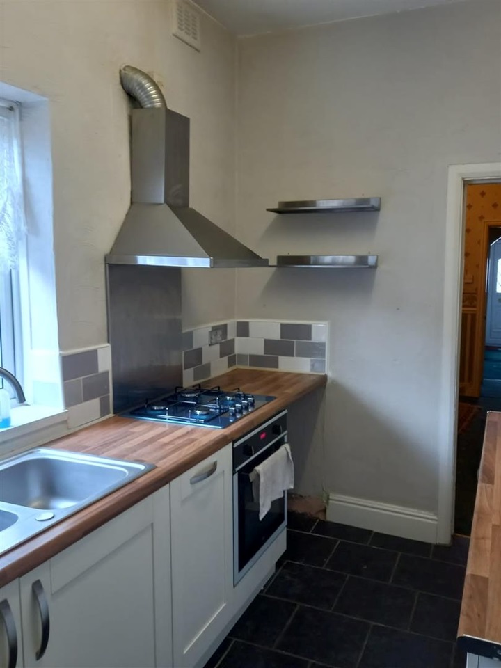 2 Bed Terraced House, Osborn Road, B11