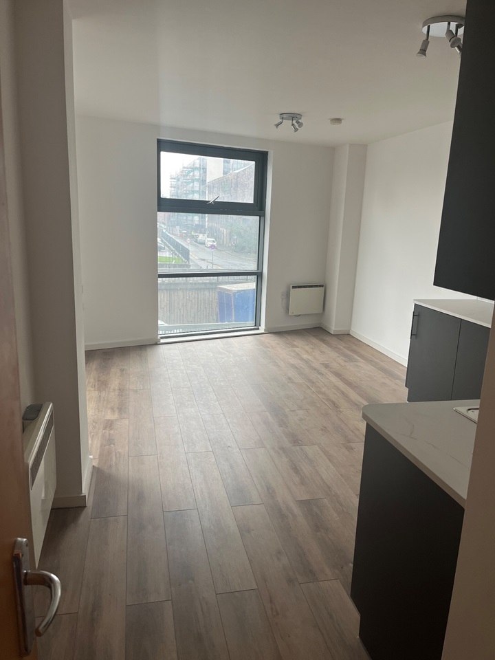 Manchester 1 Bed Flat, Blantyre Street, M15 To Rent Now for £1,050.