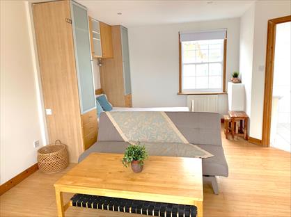 Studio Flat, Danbury Street, N1