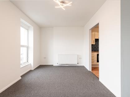 2 Bed Flat, Athelstan Road, CT9