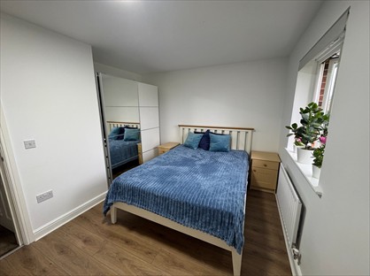 Room in a Shared House, New Forest Village, LS10