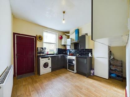 2 Bed Terraced House, Randolph Street, M19
