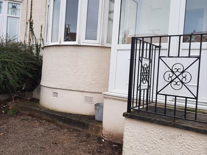 2 Bed Flat, Old Colwyn, LL29