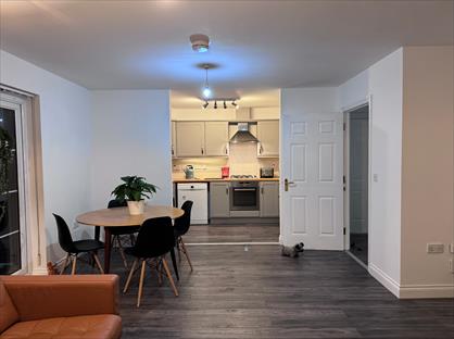 2 Bed Flat, Smiths Wharf, OX12