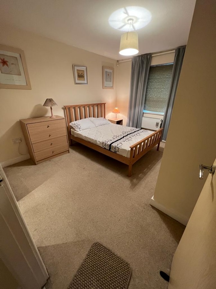 2 Bed Flat, The Quays, NG7 photo 3