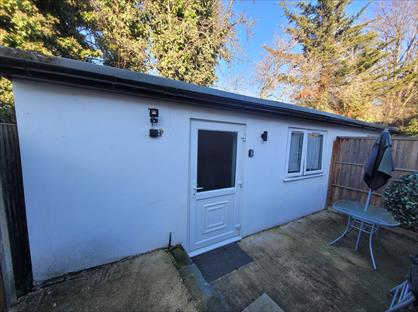 1 Bed Flat, Woodville Road, NW11