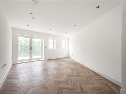 2 Bed Flat, Dagmar Road, N4