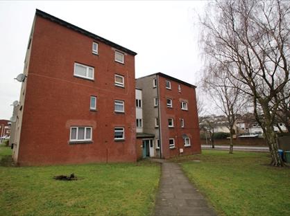 2 Bed Flat, Derwent Avenue, FK1